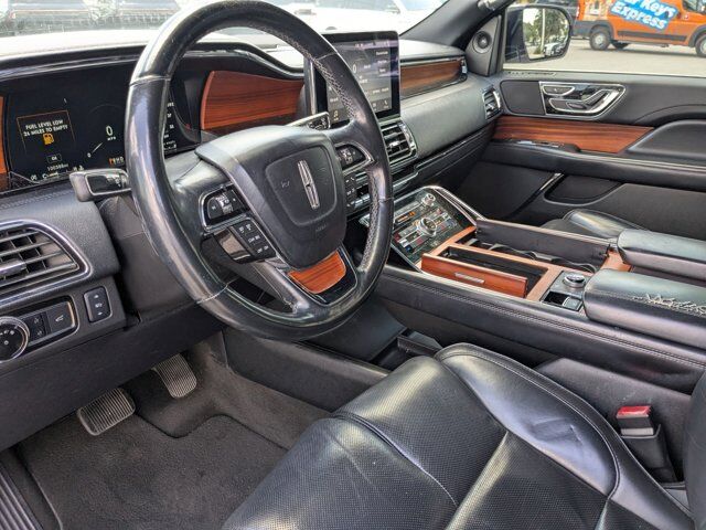 2018 Lincoln Navigator Premiere