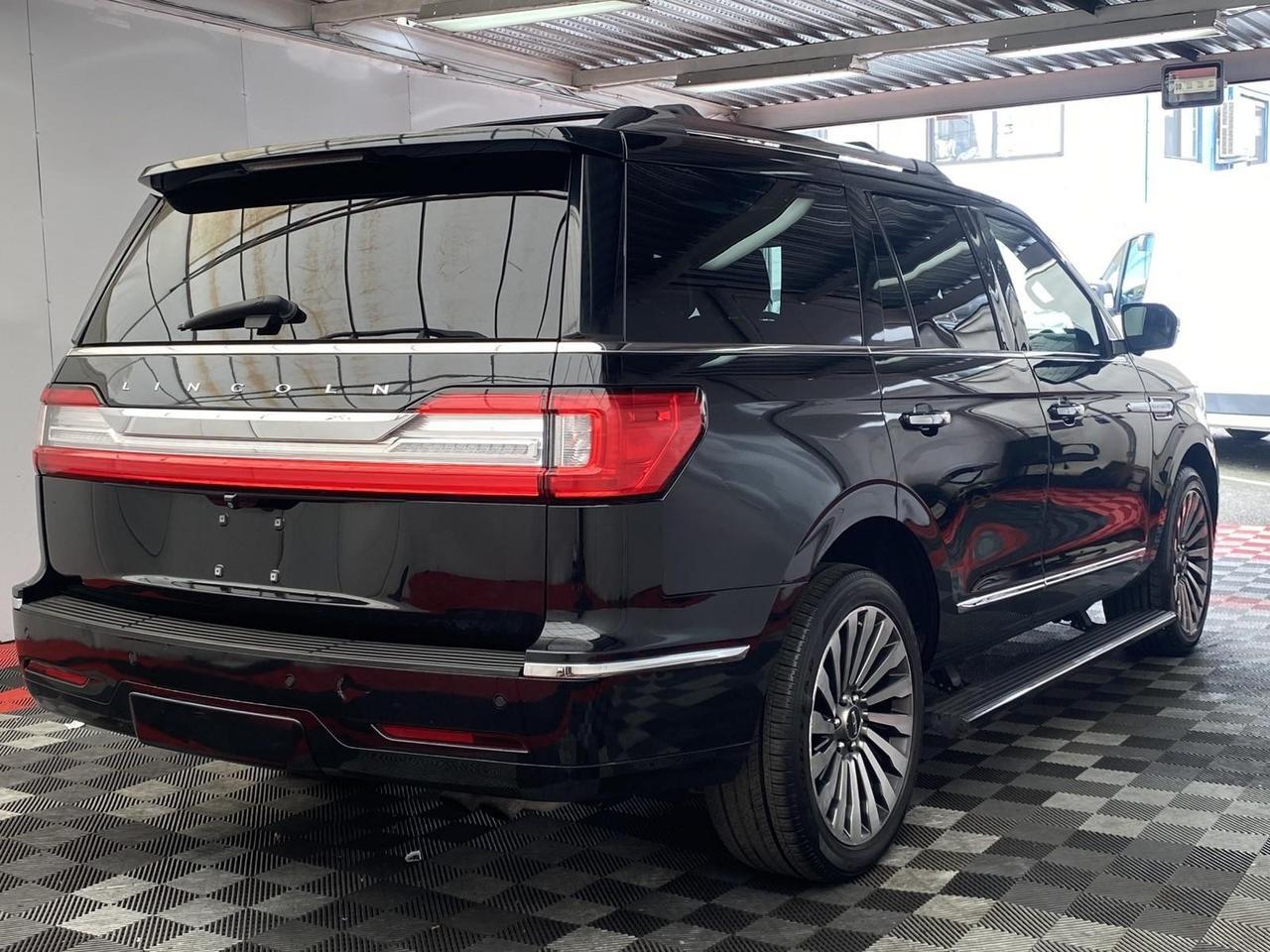2018 Lincoln Navigator Reserve Richmond Hill NY