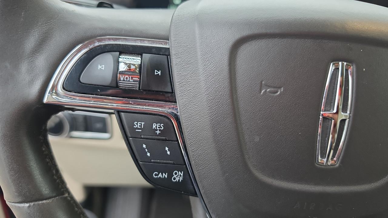 2018 Lincoln Navigator Select