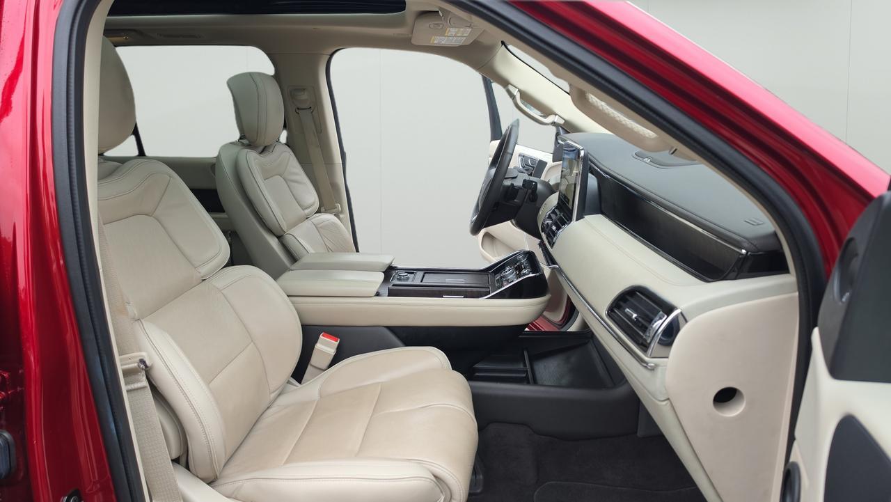 2018 Lincoln Navigator Select