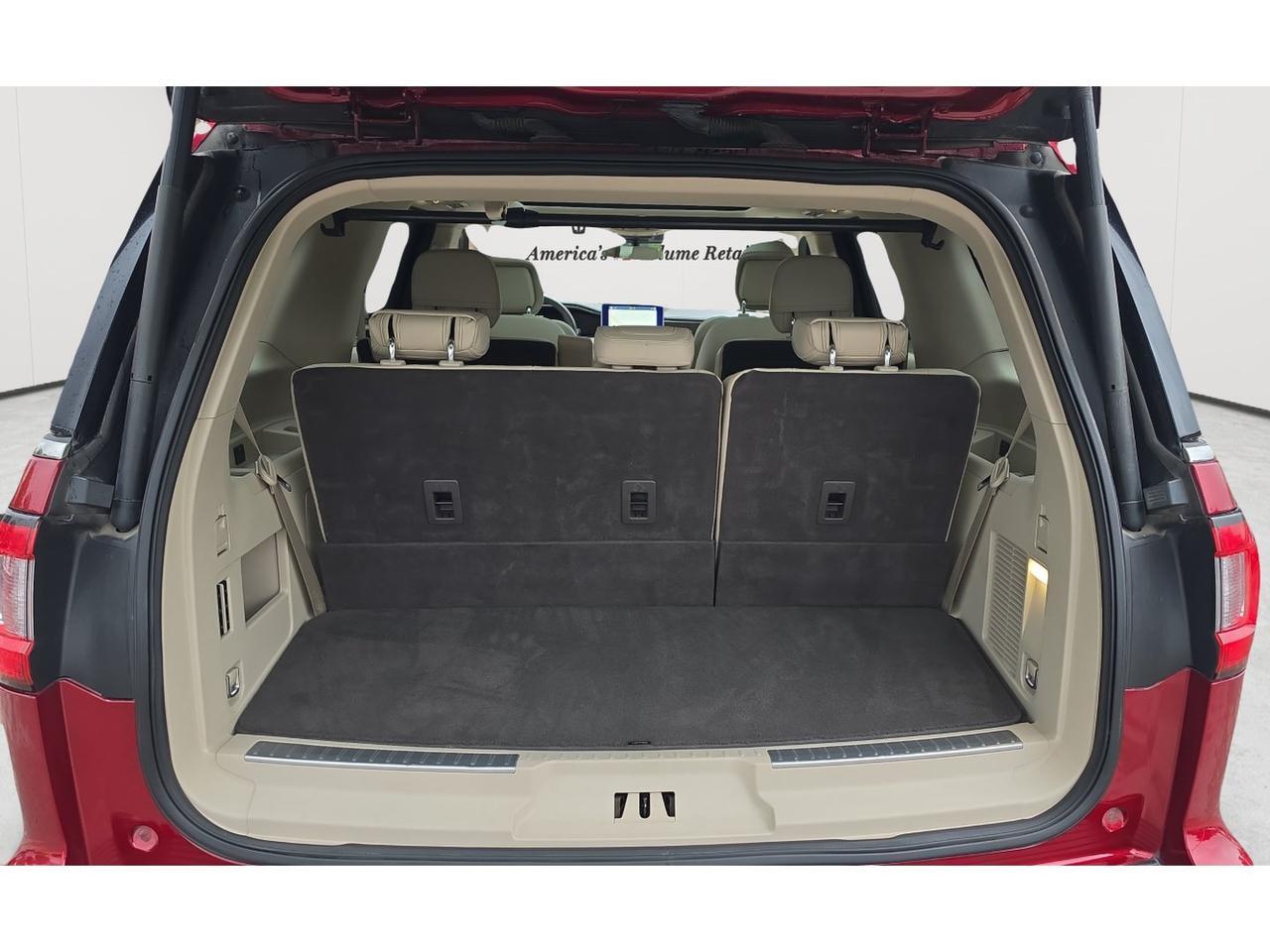2018 Lincoln Navigator Select