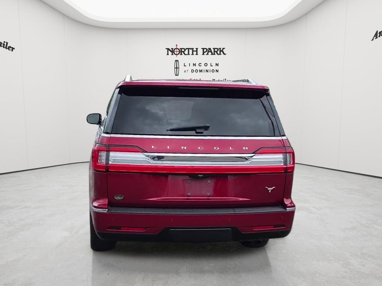 2018 Lincoln Navigator Select