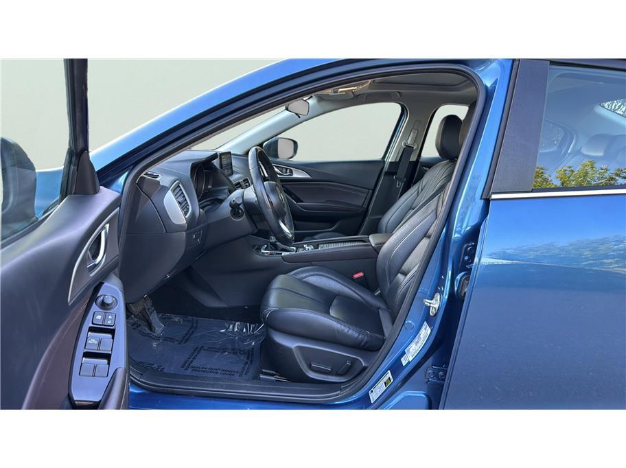 2018 MAZDA MAZDA3 Touring Sedan 4D Folsom CA