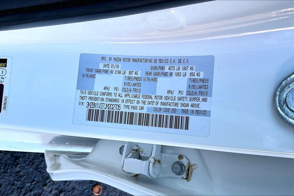 2018 MAZDA Mazda3 Touring OR