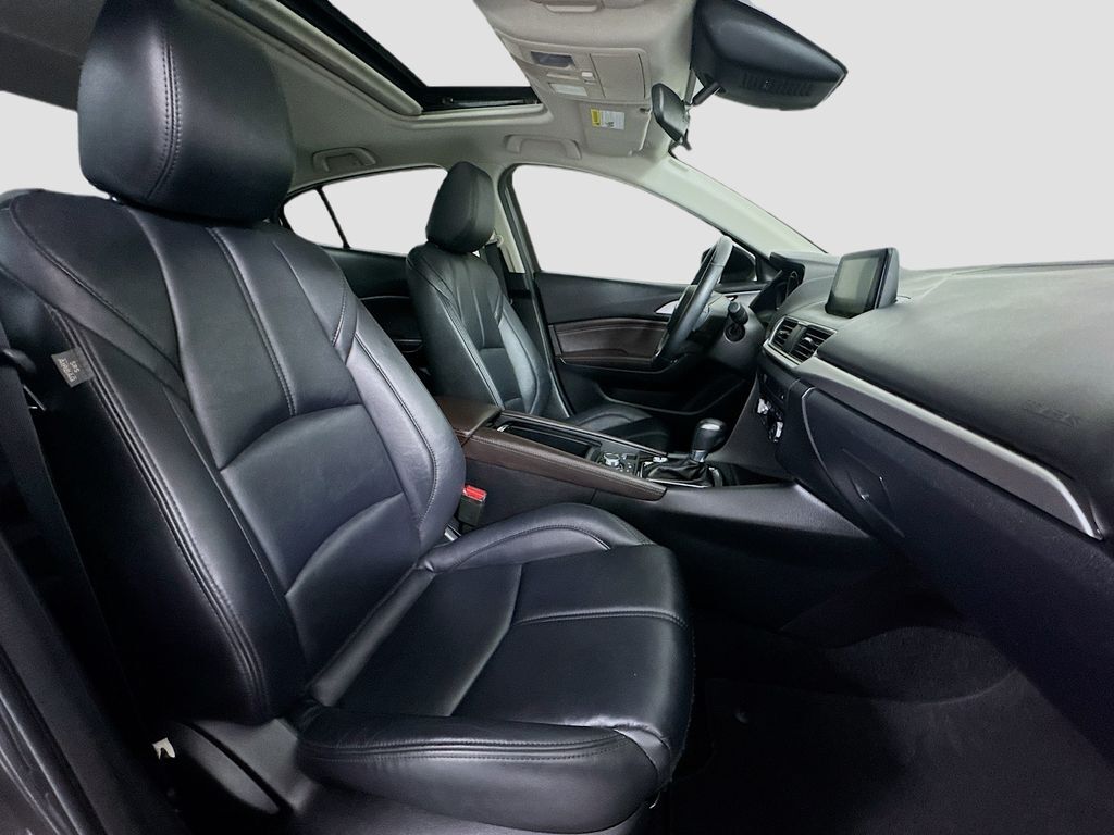 2018 MAZDA Mazda3 Touring Kennewick WA