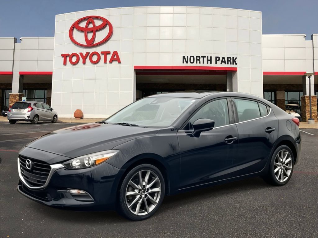 2018 MAZDA Mazda3