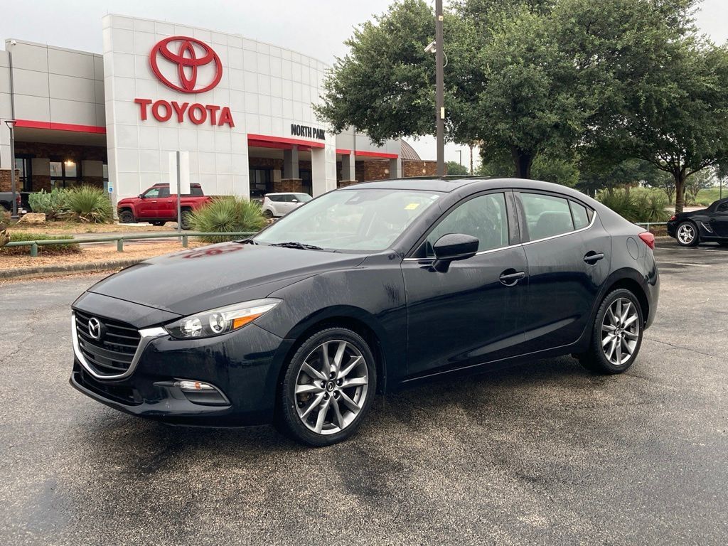 2018 MAZDA Mazda3