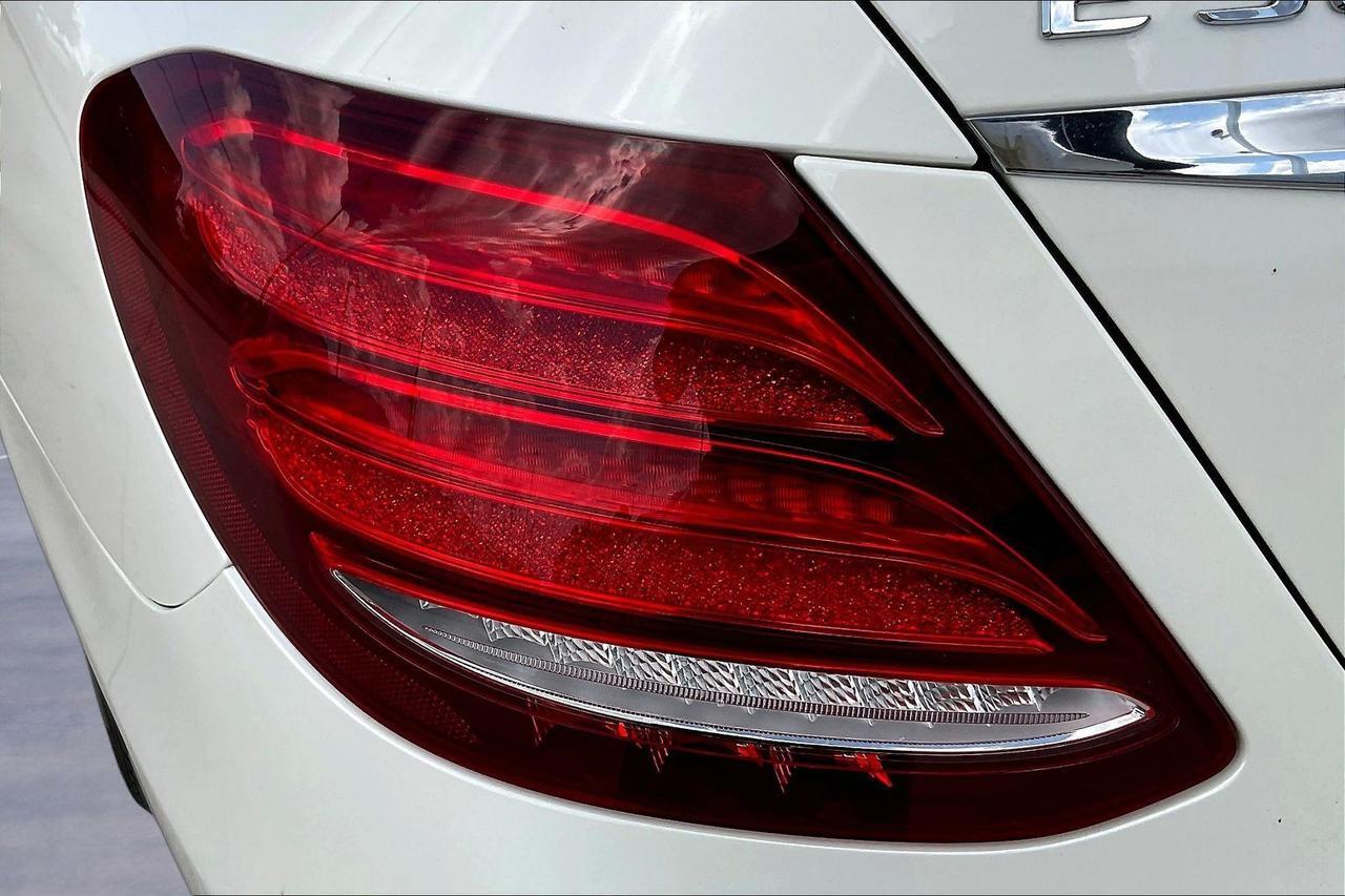 2018 MERCEDES-BENZ E-CLASS E300 4MATIC Houston TX