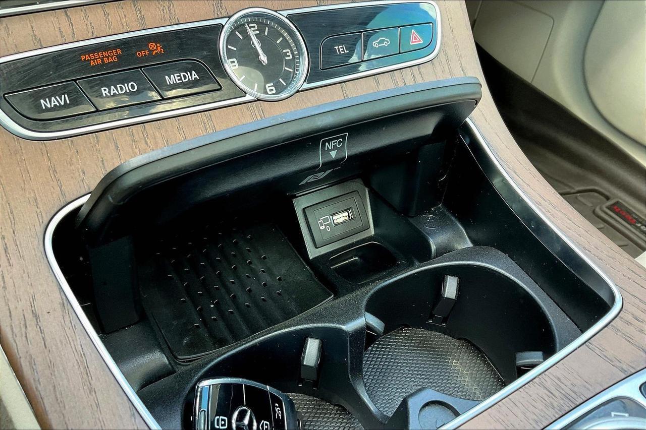 2018 MERCEDES-BENZ E-CLASS E300 4MATIC Houston TX