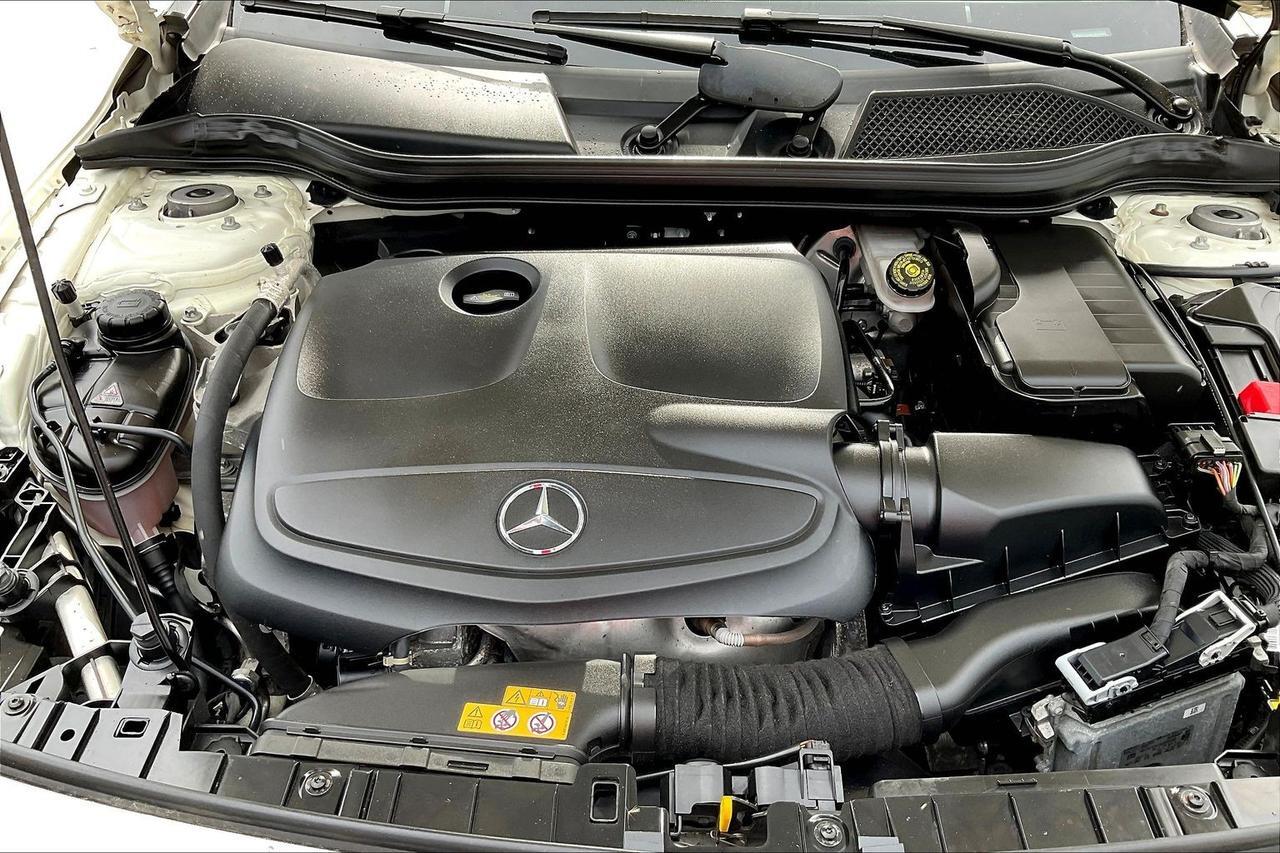 2018 MERCEDES-BENZ GLA 250 4MATIC Houston TX