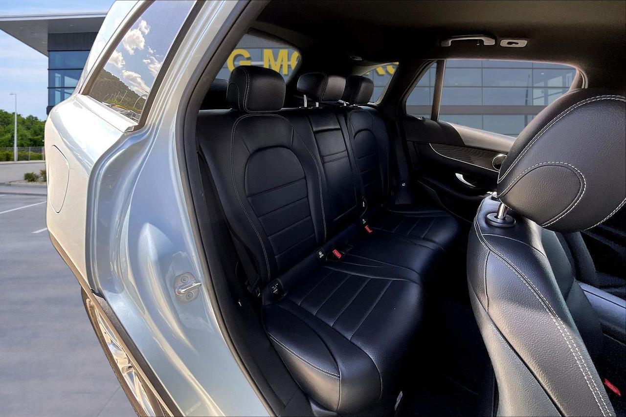 2018 MERCEDES-BENZ GLC 300 Houston TX
