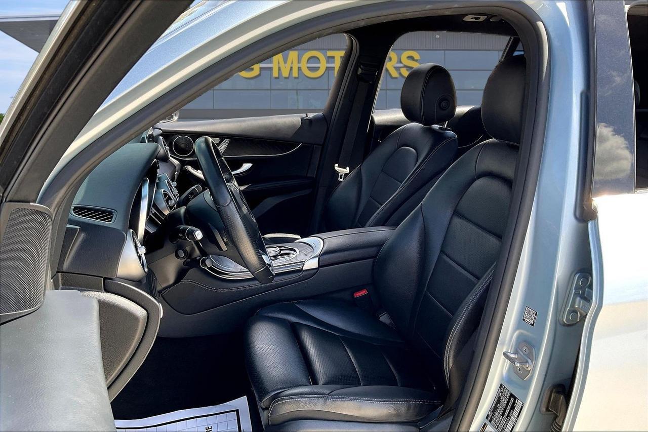 2018 MERCEDES-BENZ GLC 300 Houston TX