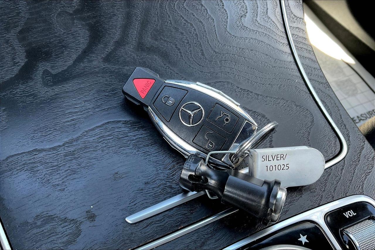 2018 MERCEDES-BENZ GLC 300 Houston TX