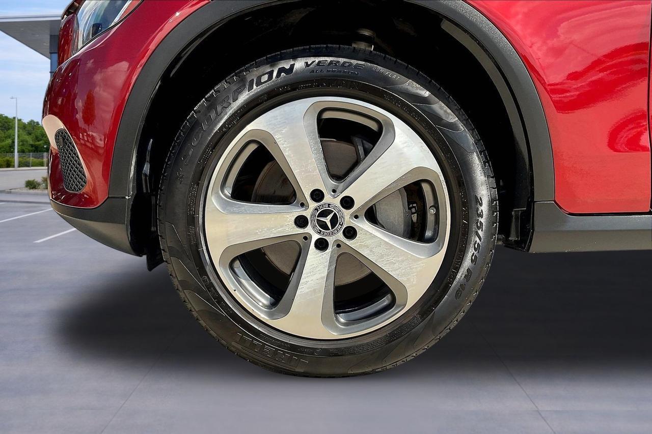 2018 MERCEDES-BENZ GLC 300 Houston TX