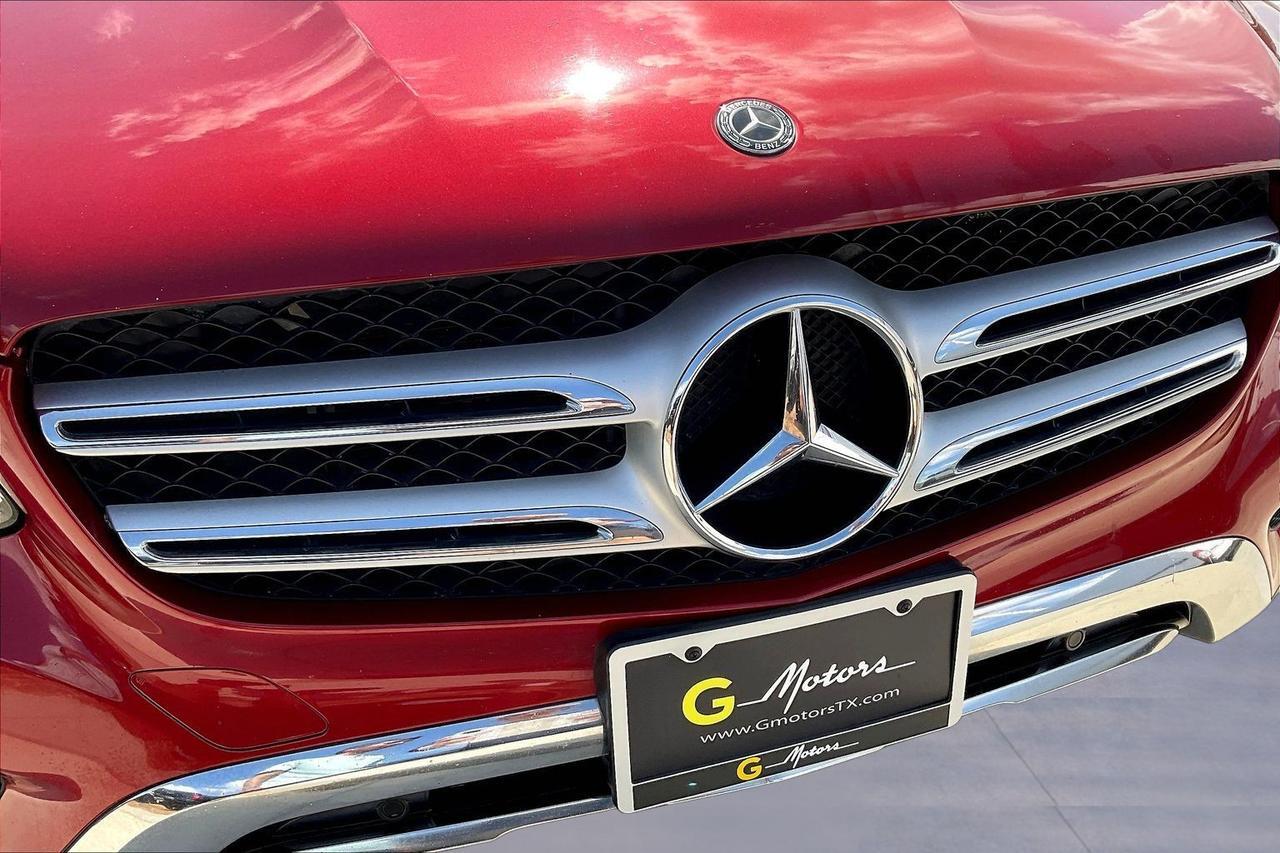 2018 MERCEDES-BENZ GLC 300 Houston TX