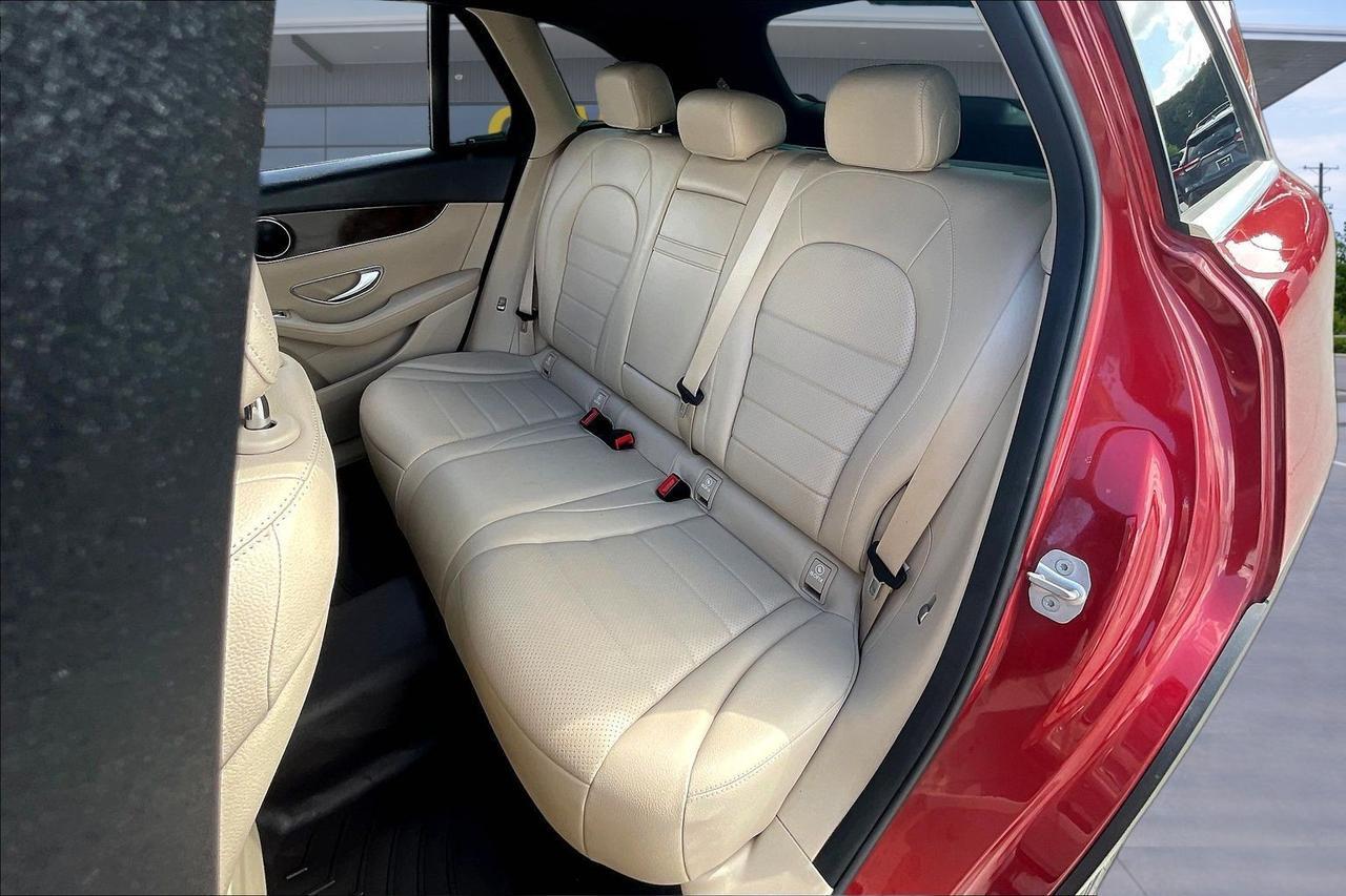 2018 MERCEDES-BENZ GLC 300 Houston TX