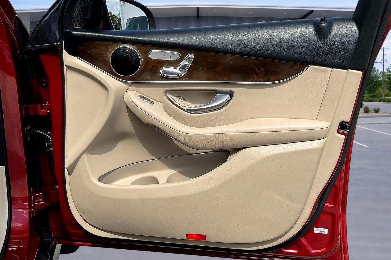 2018 MERCEDES-BENZ GLC 300 Houston TX