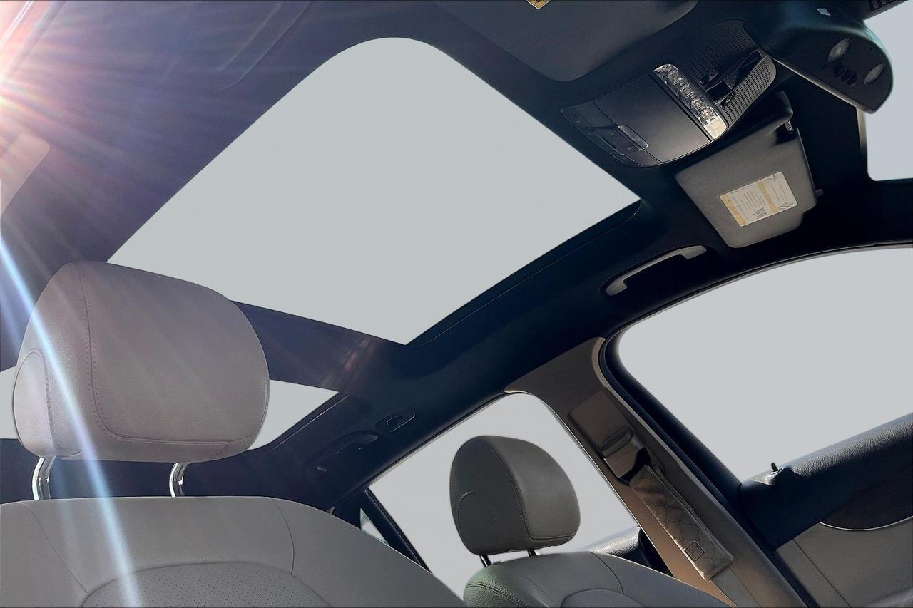 2018 MERCEDES-BENZ GLC 300 Houston TX