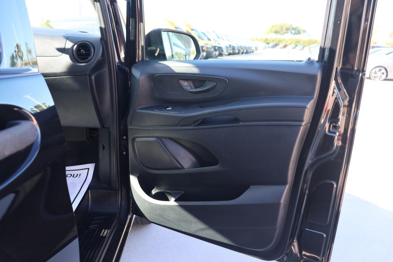 2018 MERCEDES-BENZ METRIS Houston TX