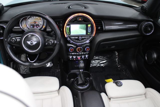 2018 MINI Convertible Cooper S Chantilly VA