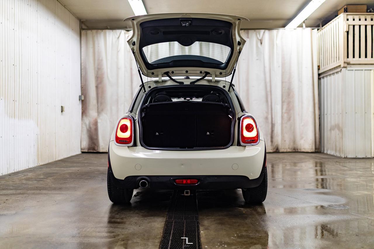 2018 MINI Cooper 3 Door Hatchback Manual Leather Roof Nav Red Deer AB