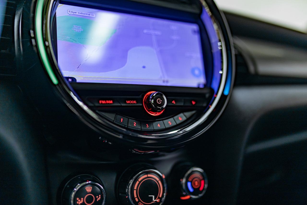 2018 MINI Cooper 3 Door Hatchback Manual Leather Roof Nav Red Deer AB