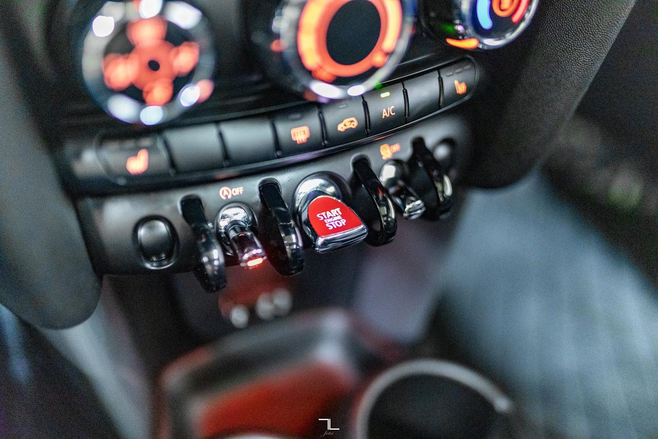 2018 MINI Cooper 3 Door Hatchback Manual Leather Roof Nav Red Deer AB