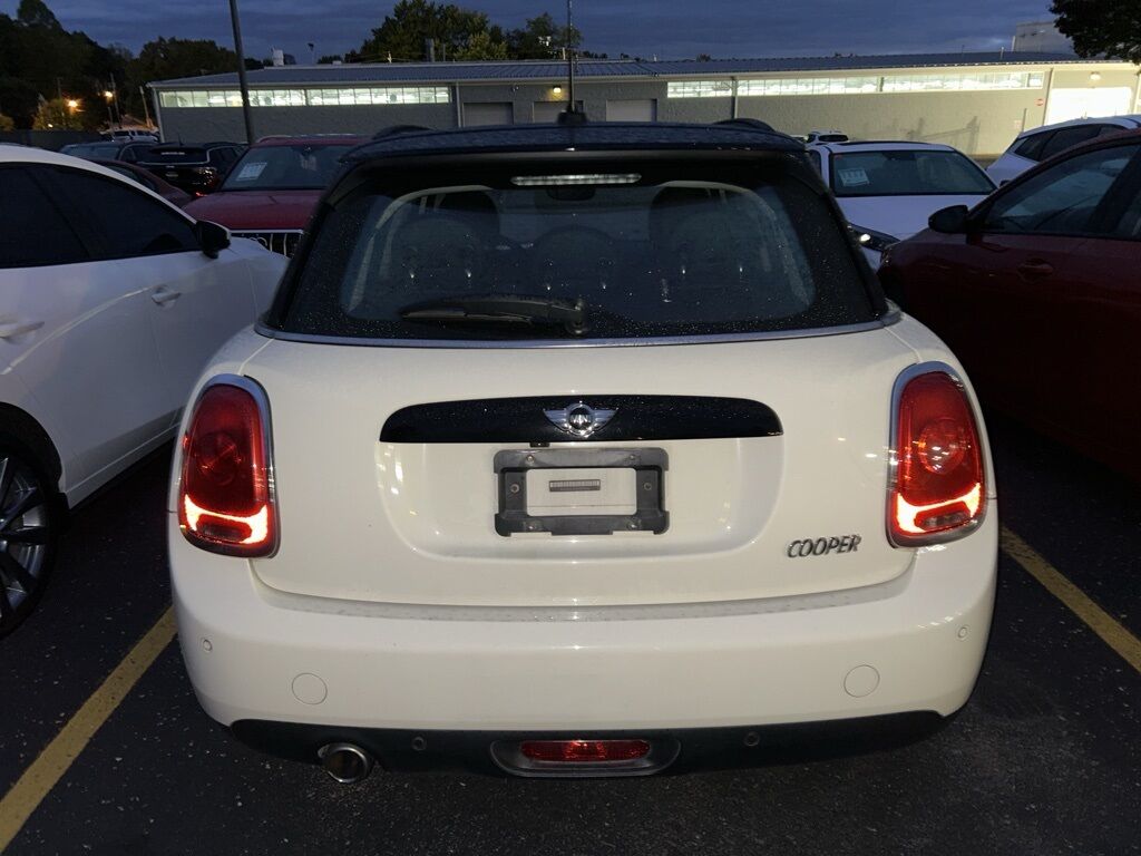 2018 MINI Cooper Base Akron OH