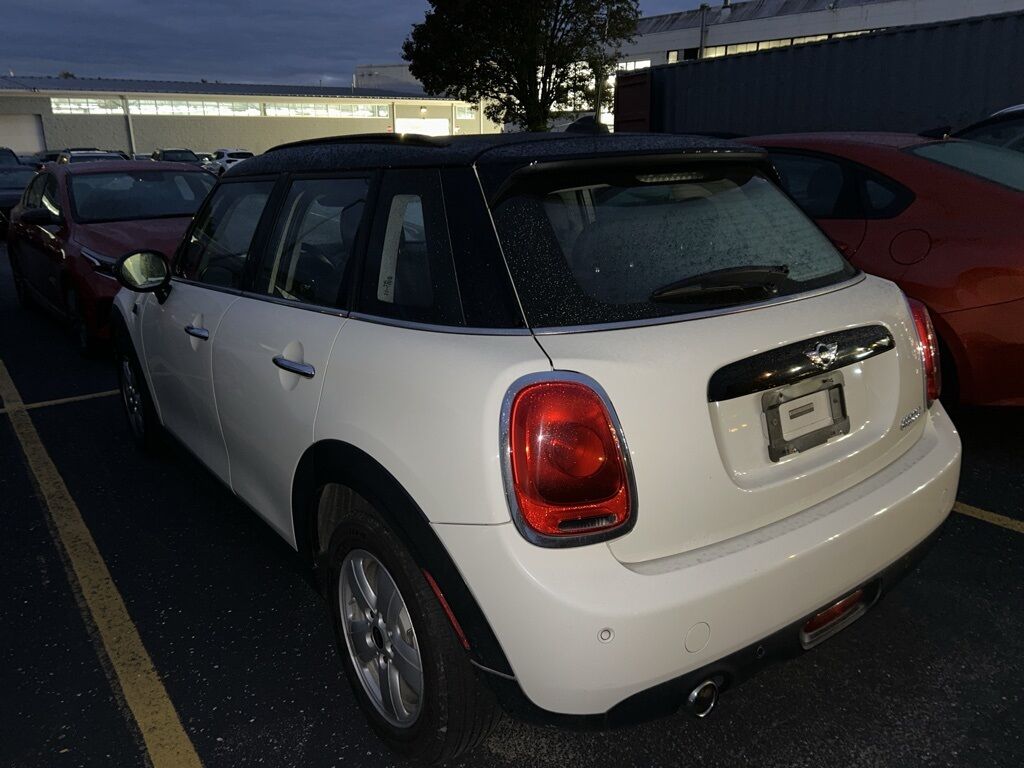 2018 MINI Cooper Base Akron OH