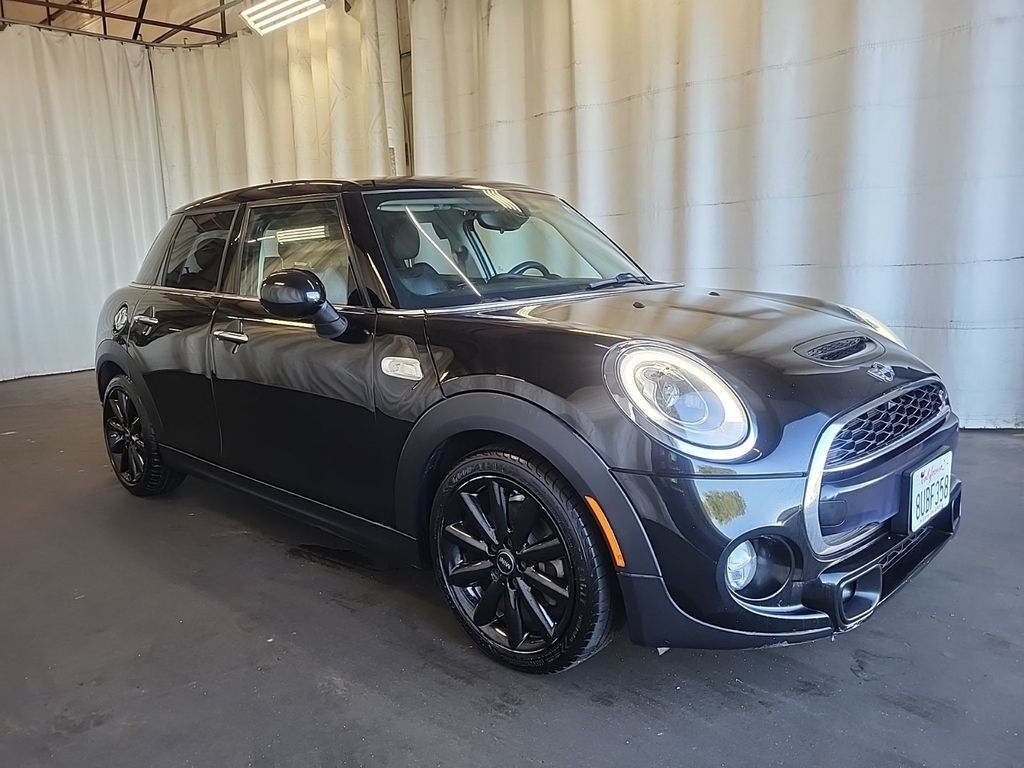 2018 MINI Cooper S Base