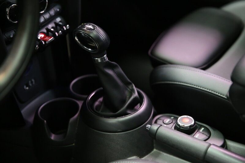 2018 MINI Hardtop 2 Door Cooper S Plainview NY