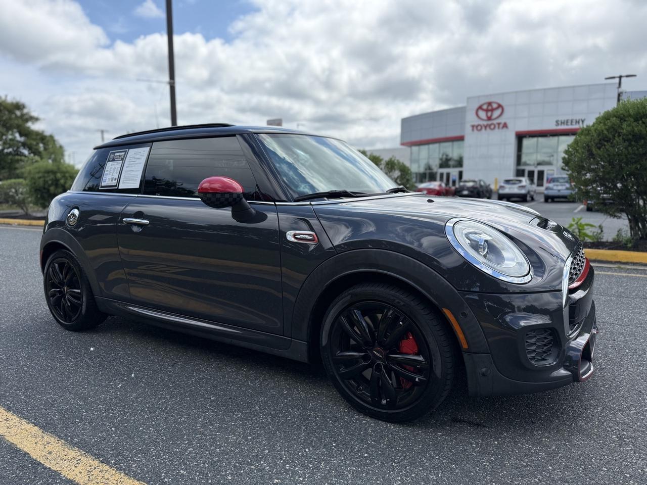 2018 MINI John Cooper Works Base