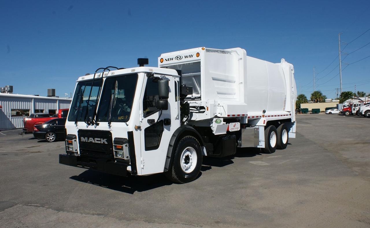 2018 Mack LR613 31 Yard New Way Side Loader Garbage Truck Tampa FL