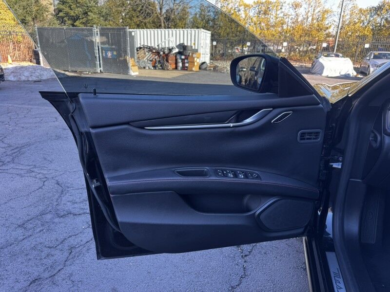 2018 Maserati Ghibli Willow Grove PA