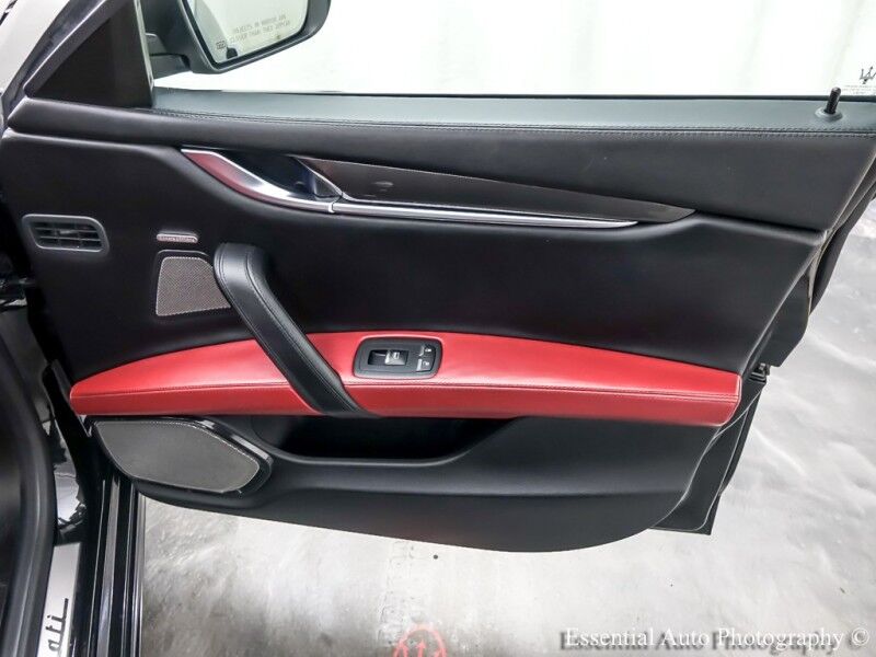 2018 Maserati Ghibli S Q4 GranSport Willowbrook IL