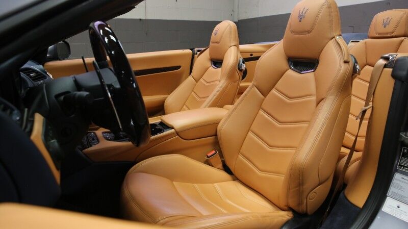 2018 Maserati GranTurismo Convertible Sport Plainview NY