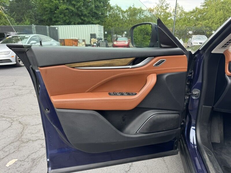 2018 Maserati Levante Willow Grove PA