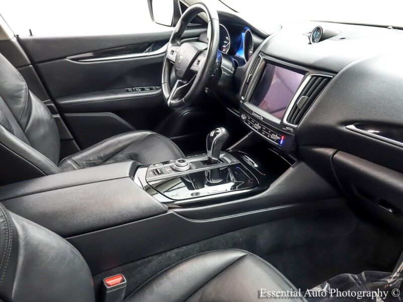 2018 Maserati Levante Willowbrook IL