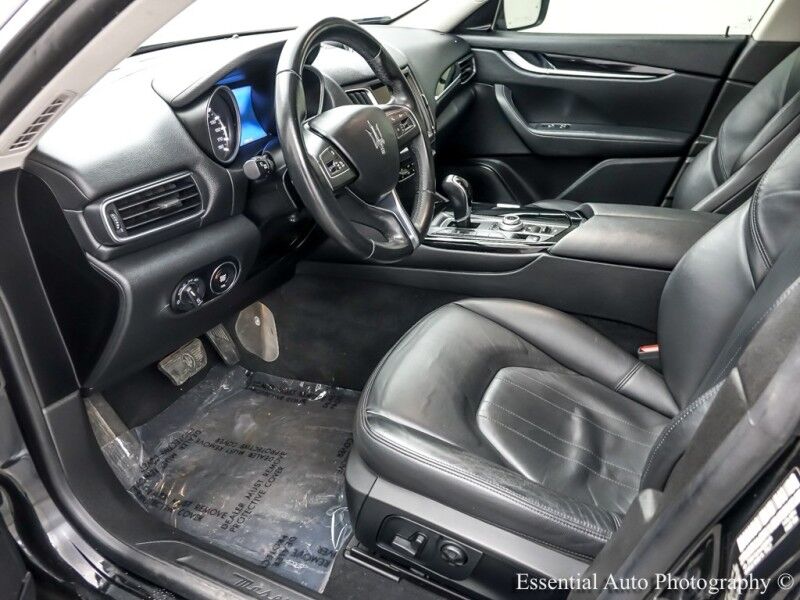 2018 Maserati Levante Willowbrook IL