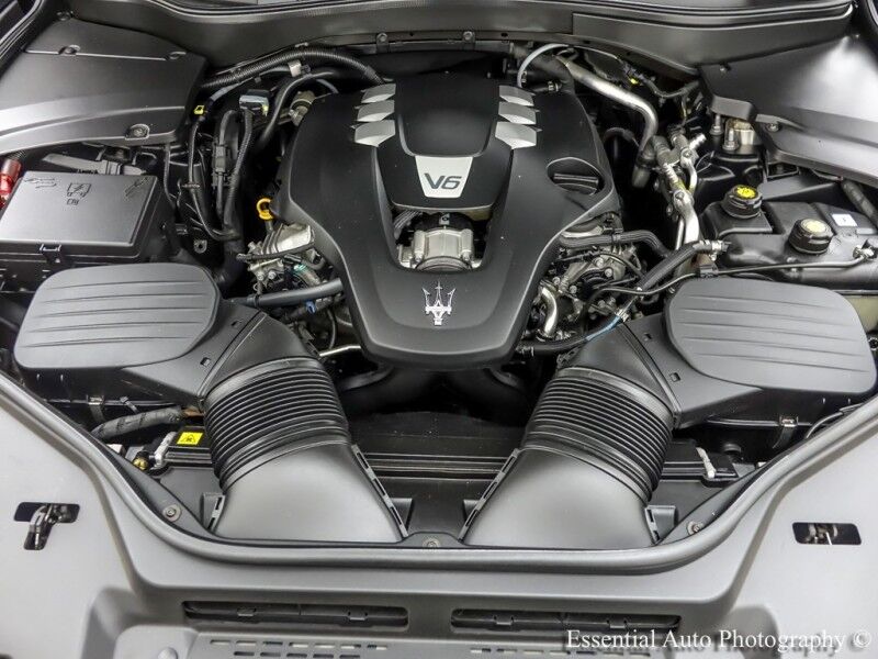 2018 Maserati Levante Willowbrook IL