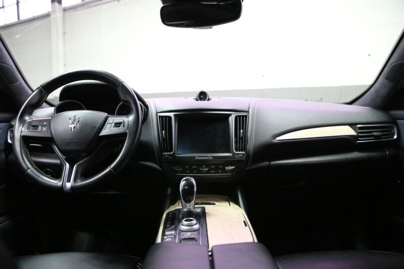 2018 Maserati Levante GranLusso Plainview NY
