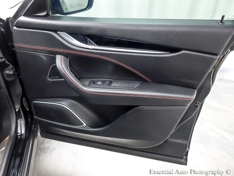 2018 Maserati Levante GranSport Willowbrook IL