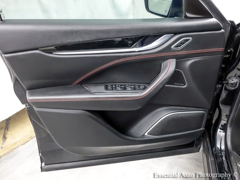 2018 Maserati Levante GranSport Willowbrook IL