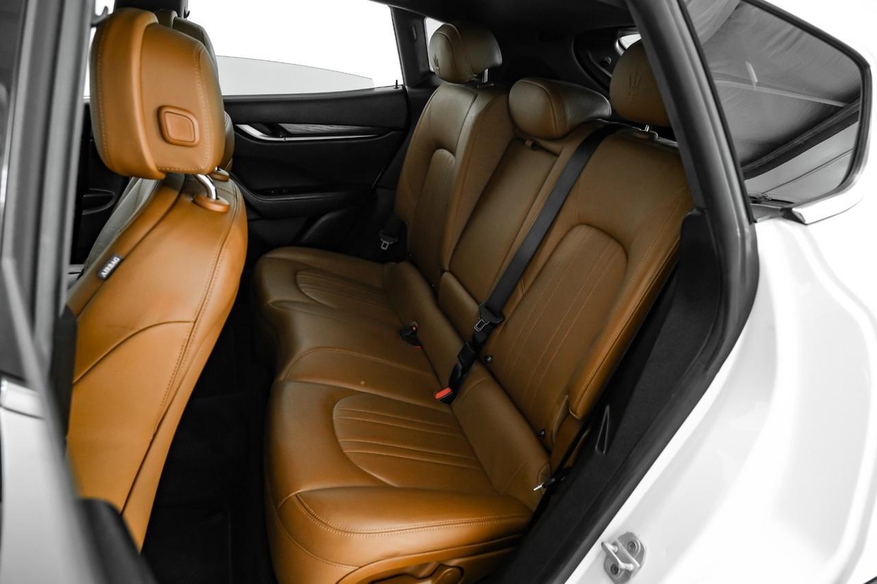 2018 Maserati Levante Q4 AWD BLIND SPOT NAVIGATION PANORAMA LEATHER SEATS REAR CAMERA KEYLESS START Carrollton TX