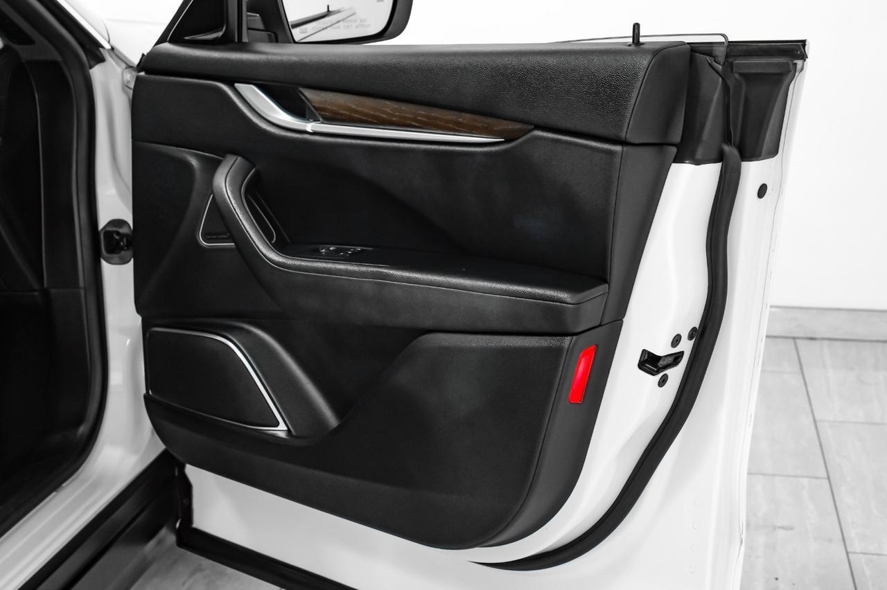 2018 Maserati Levante Q4 AWD BLIND SPOT NAVIGATION PANORAMA LEATHER SEATS REAR CAMERA KEYLESS START Carrollton TX