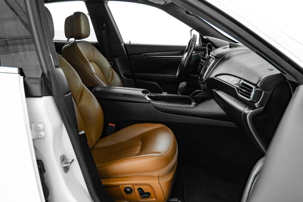 2018 Maserati Levante Q4 AWD BLIND SPOT NAVIGATION PANORAMA LEATHER SEATS REAR CAMERA KEYLESS START Carrollton TX