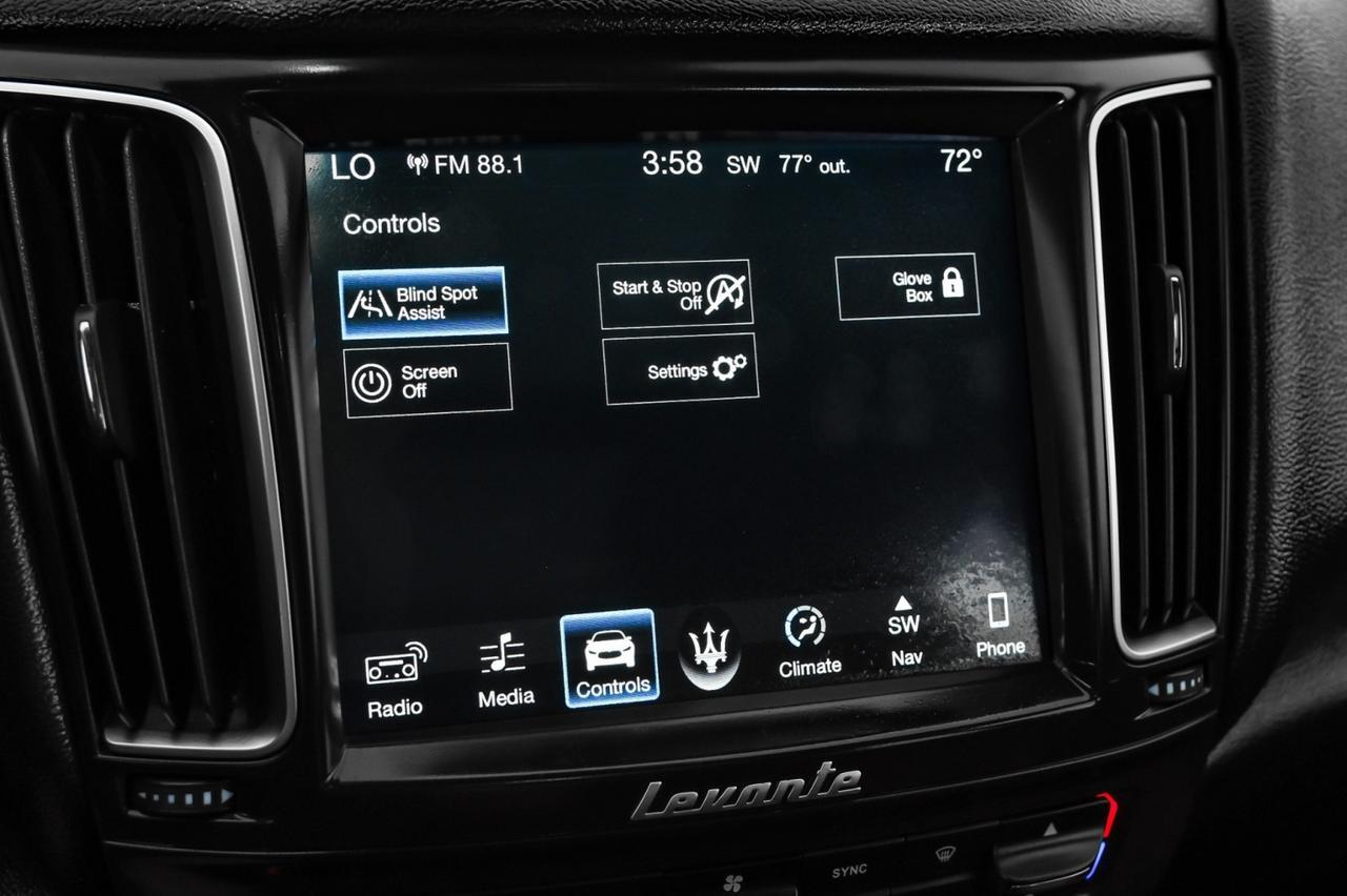 2018 Maserati Levante Q4 AWD BLIND SPOT NAVIGATION PANORAMA LEATHER SEATS REAR CAMERA KEYLESS START Carrollton TX