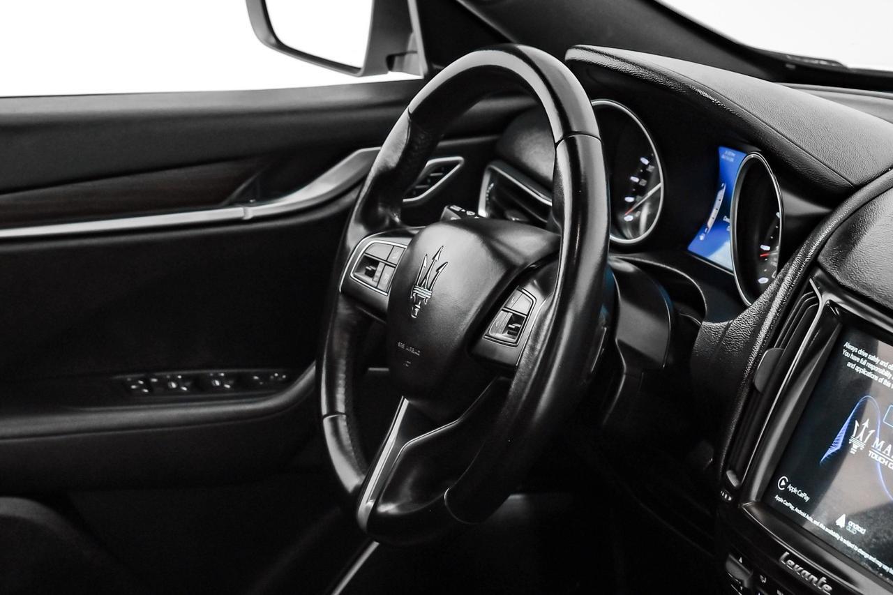 2018 Maserati Levante Q4 AWD BLIND SPOT NAVIGATION PANORAMA LEATHER SEATS REAR CAMERA KEYLESS START Carrollton TX