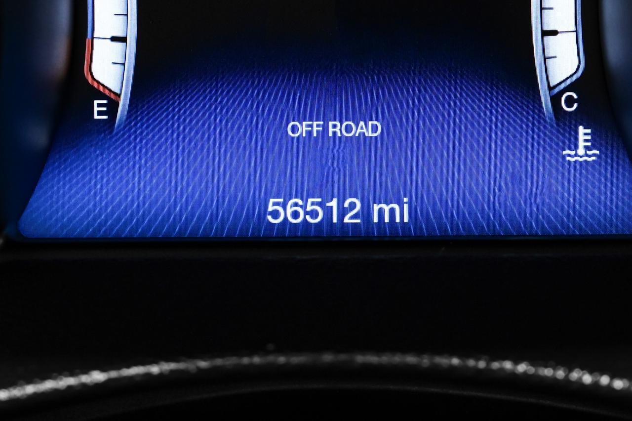 2018 Maserati Levante Q4 AWD BLIND SPOT NAVIGATION PANORAMA LEATHER SEATS REAR CAMERA KEYLESS START Carrollton TX