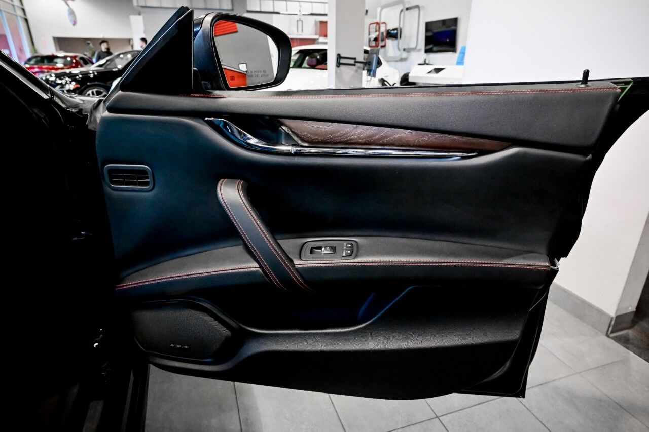 2018 Maserati Quattroporte S Q4 GranLusso, Driver Assist TSR Pkg, 20'' Wheels Springfield NJ